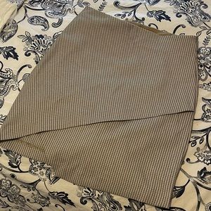 Dynamite Plaid Skirt- SMALL